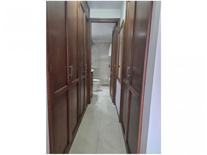 Apartamento de 3 alcobas en venta en Altos Del Escobero, Medellín, 87 m² · foto 12 de 16