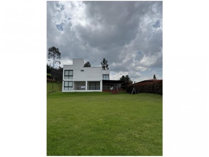 Finca en venta en Monta�Ez, Guarne, 720 m² · foto 2 de 24