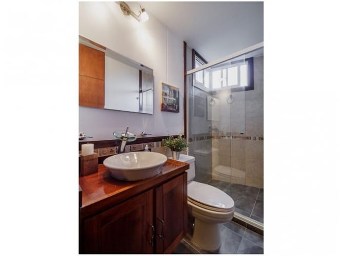 Casa de 5 alcobas en venta en Carrizales, Envigado, 407 m² · foto 15 de 24