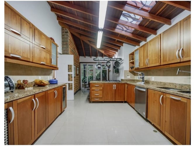 Casa de 5 alcobas en venta en Carrizales, Envigado, 407 m² · foto 24 de 24