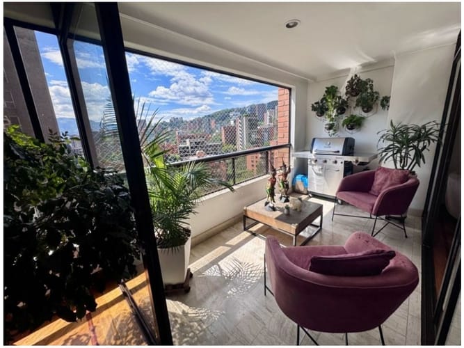 Apartamento de 3 alcobas en venta en La Florida, Medellín, 184 m² · foto 5 de 20