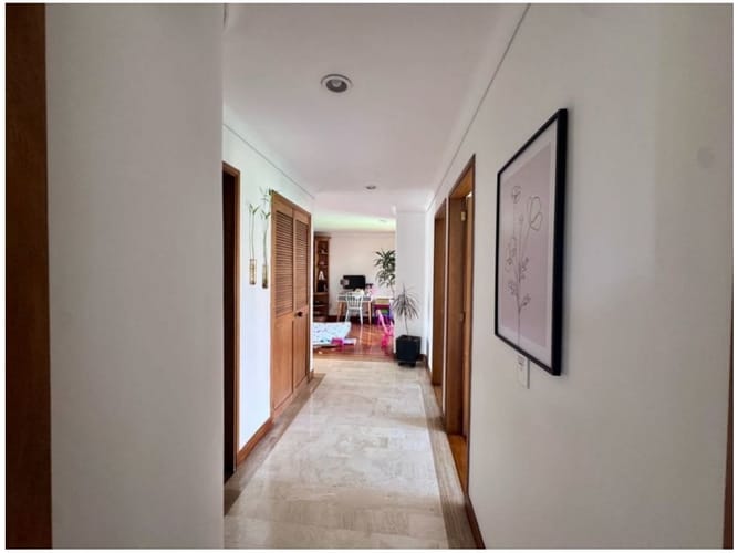 Apartamento de 3 alcobas en venta en La Florida, Medellín, 184 m² · foto 8 de 20