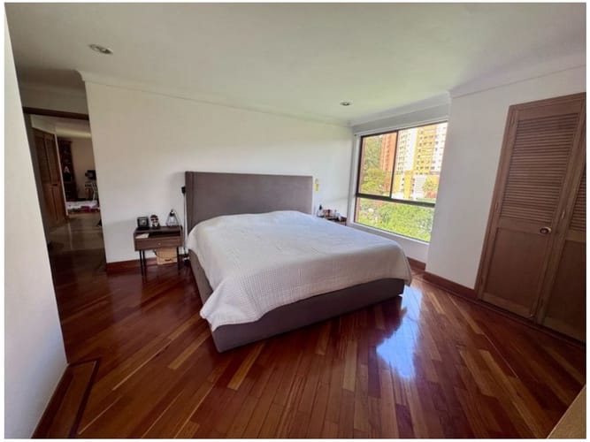 Apartamento de 3 alcobas en venta en La Florida, Medellín, 184 m² · foto 11 de 20