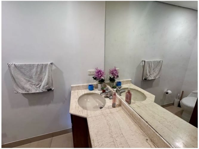 Apartamento de 3 alcobas en venta en La Florida, Medellín, 184 m² · foto 12 de 20