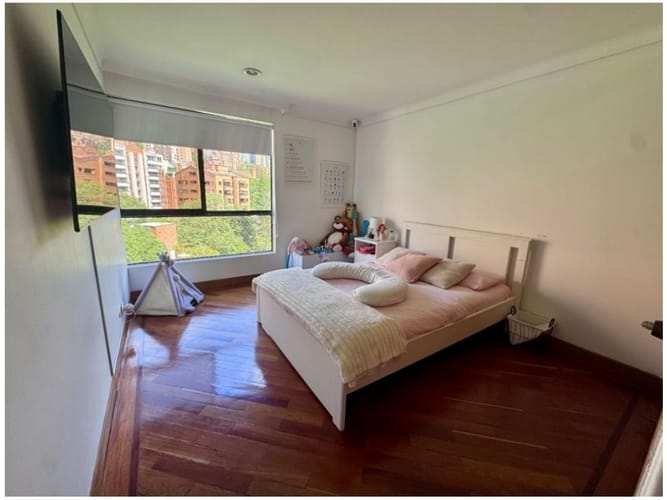 Apartamento de 3 alcobas en venta en La Florida, Medellín, 184 m² · foto 13 de 20
