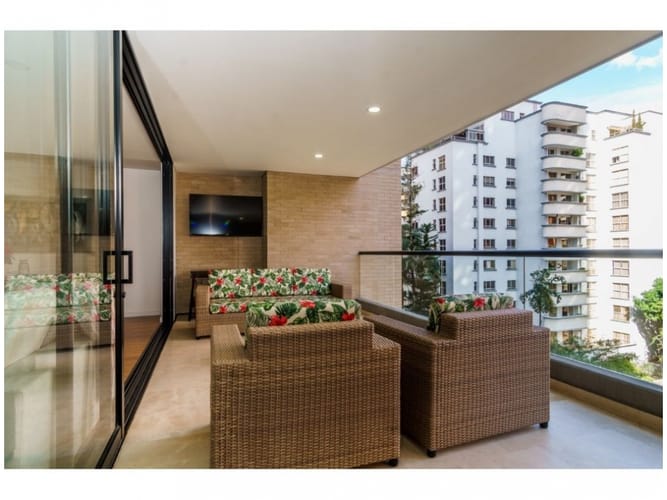 Apartamento de 3 alcobas en venta en Santa María De Los Ángeles, Medellín, 183 m² · foto 12 de 24