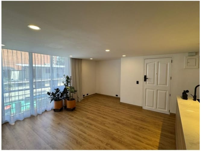 Apartamento de 3 alcobas en venta en Laureles, Medellín, 100 m² · foto 1 de 9