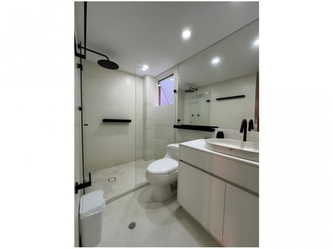 Apartamento de 3 alcobas en venta en Laureles, Medellín, 100 m² · foto 7 de 9