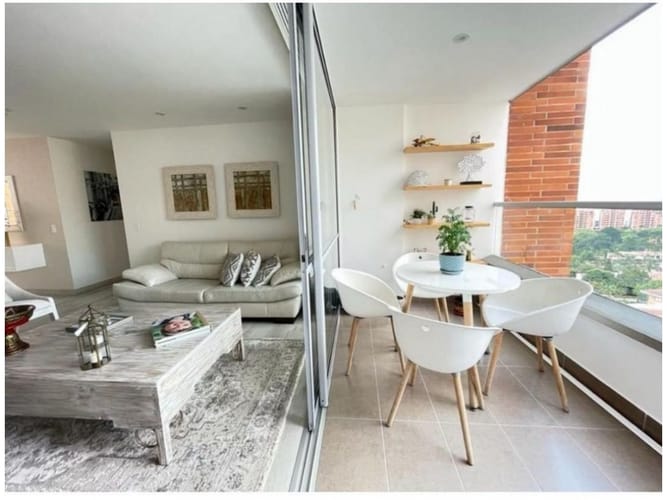 Apartamento en venta en Cumbres, Envigado · foto 2 de 8