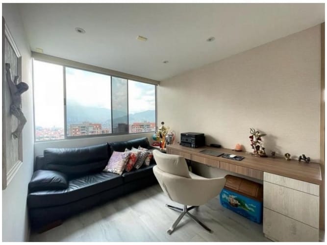 Apartamento en venta en Cumbres, Envigado · foto 6 de 8