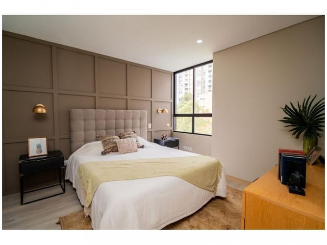 Apartamento en venta en La Floresta, Medellín · foto 2 de 10