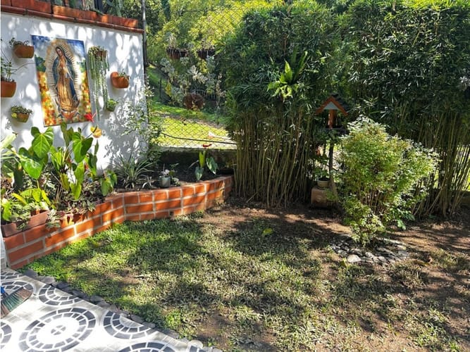 Casa de 4 alcobas en venta en El Poblado, Medellín, 300 m² · foto 6 de 6