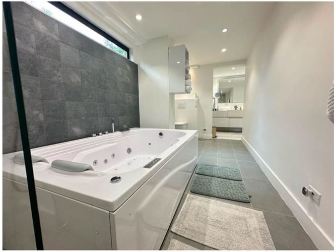 Apartamento de 5 alcobas en venta en El Poblado, Medellín, 410 m² · foto 12 de 22