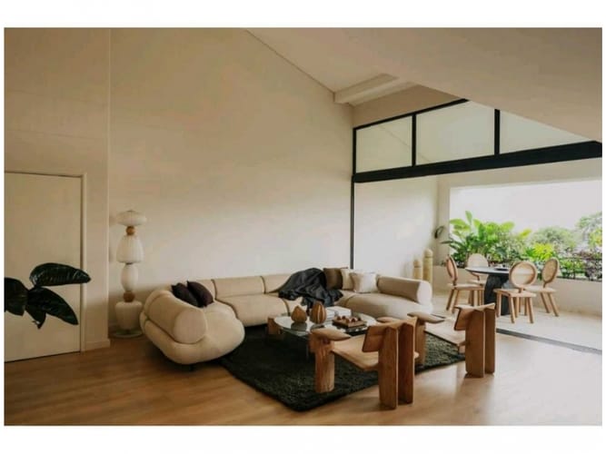 Apartamento de 3 alcobas en venta en El Poblado, Medellín, 320 m² · foto 5 de 18