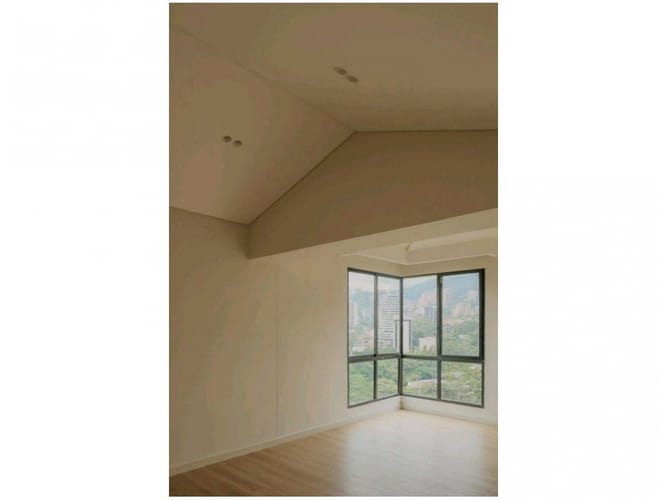 Apartamento de 3 alcobas en venta en El Poblado, Medellín, 320 m² · foto 16 de 18