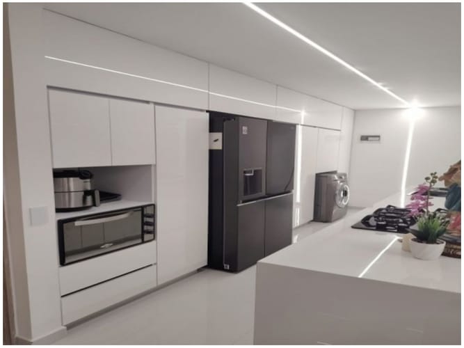 Apartamento de 3 alcobas en venta en Villa Carlota, Medellín, 119 m² · foto 3 de 12