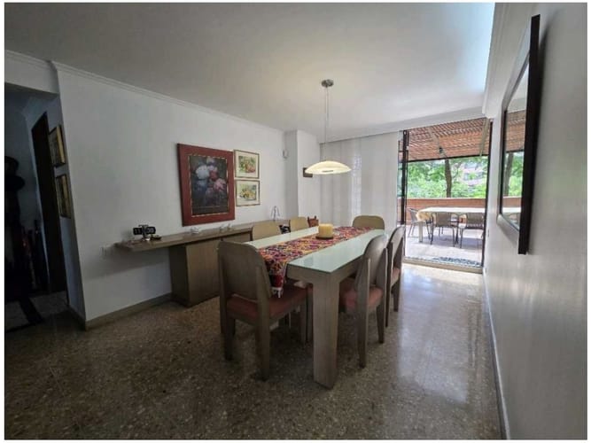 Apartamento de 4 alcobas en venta en El Poblado, Medellín, 153 m² · foto 6 de 17