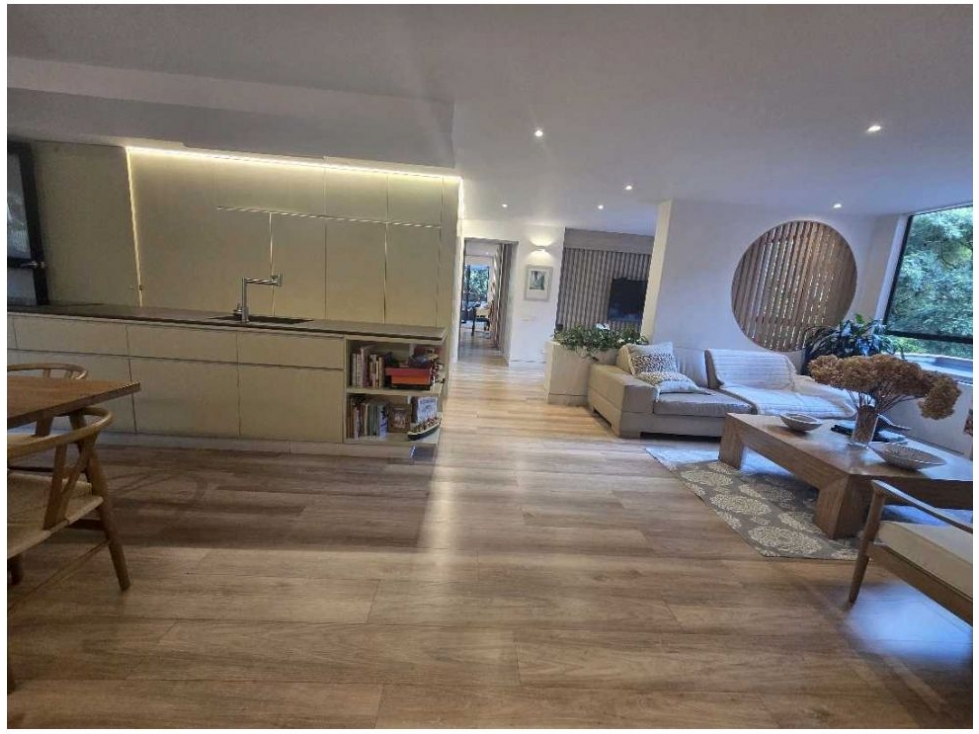Apartamento en venta en El Poblado, Medellín · foto 3 de 21