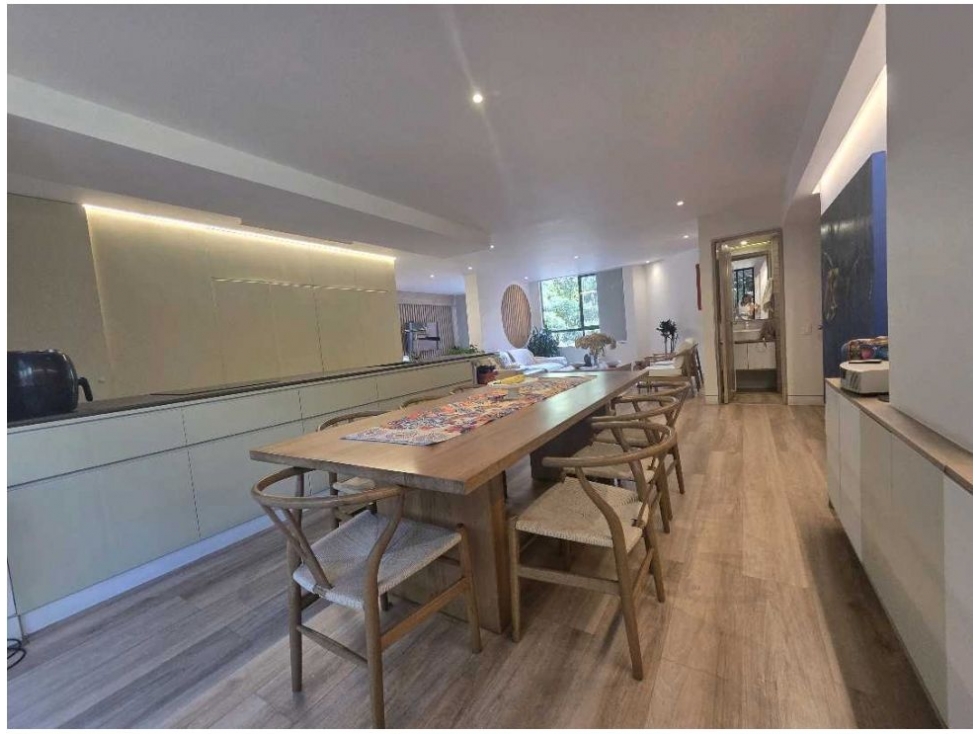 Apartamento en venta en El Poblado, Medellín · foto 8 de 21
