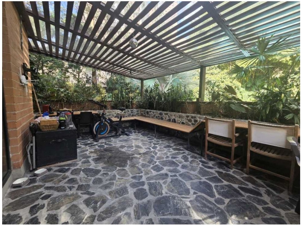 Apartamento en venta en El Poblado, Medellín · foto 21 de 21