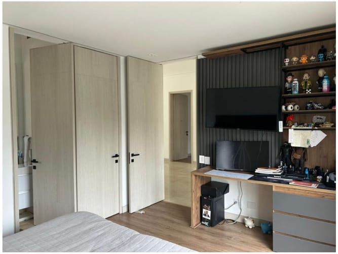 Casa de 5 alcobas en venta en San Lucas, Medellín, 448 m² · foto 19 de 24