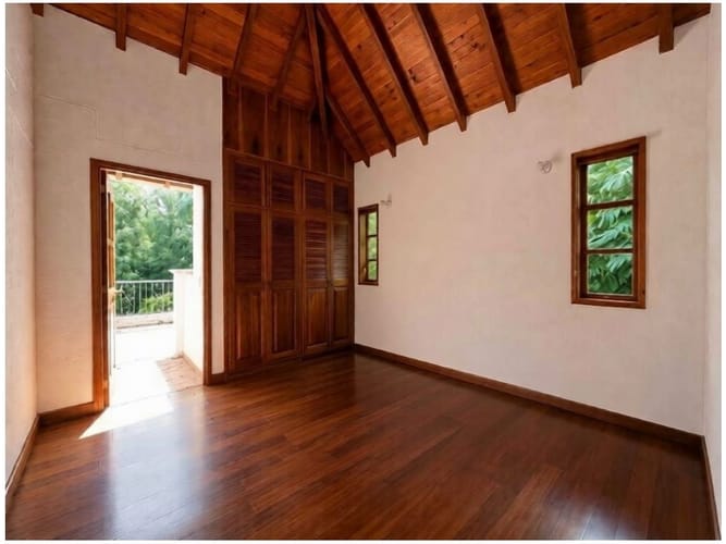 Casa de 3 alcobas en venta en Loma De Las Brujas, Envigado, 273 m² · foto 12 de 16