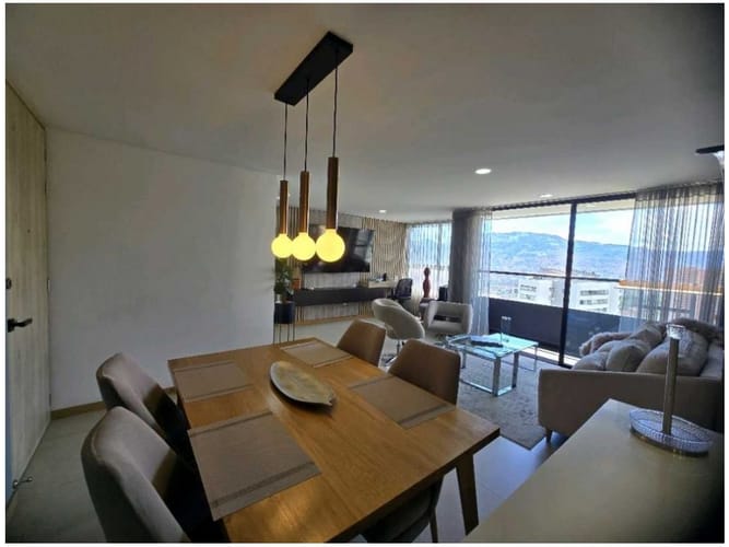 Apartamento de 2 alcobas en venta en El Poblado, Medellín, 80 m² · foto 8 de 13