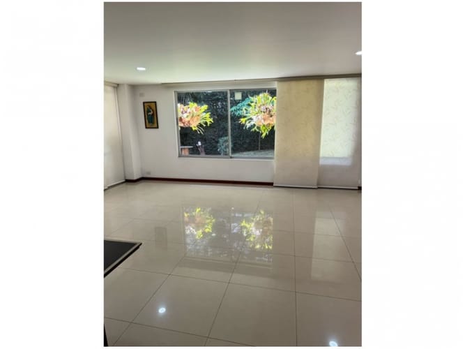 Casa de 4 alcobas en venta en Loma Benedictinos, Envigado, 390 m² · foto 12 de 24