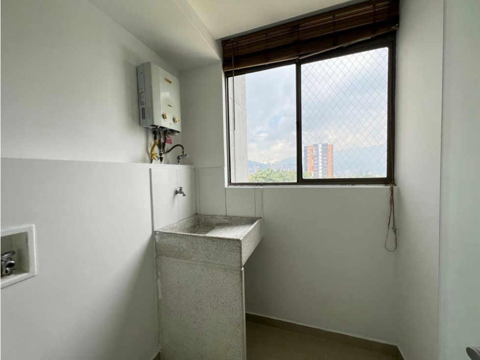Apartamento en venta en La Abadia, Medellín · foto 8 de 10