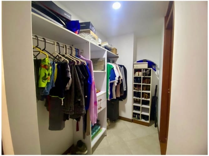 Apartamento de 4 alcobas en venta en San Diego, Medellín, 189 m² · foto 14 de 20
