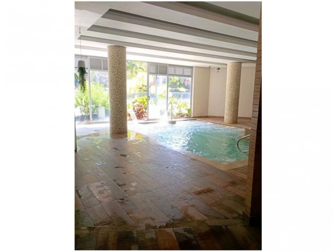 Apartamento de 2 alcobas en venta en Loma De Los Bernal, Medellín, 70 m² · foto 22 de 24