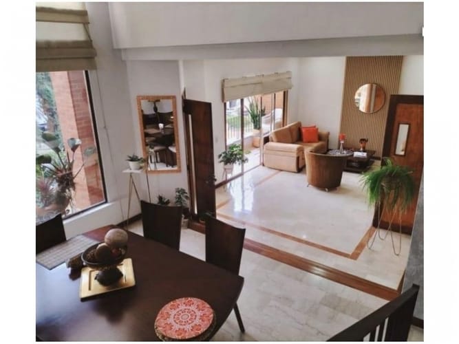 Casa de 5 alcobas en venta en San Jose, Sabaneta, 340 m² · foto 23 de 24