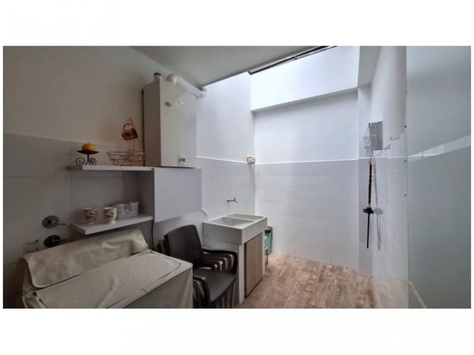 Casa de 3 alcobas en venta en Altos Del Escobero, Medellín, 1707 m² · foto 10 de 24