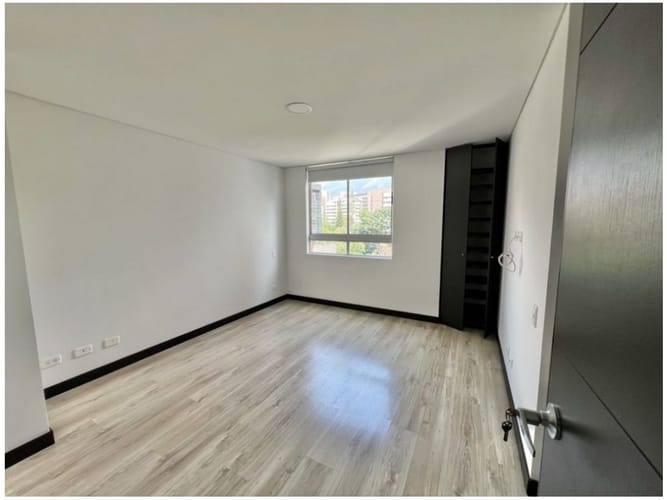 Apartamento de 3 alcobas en venta en Santa María De Los Ángeles, Medellín, 130 m² · foto 14 de 16