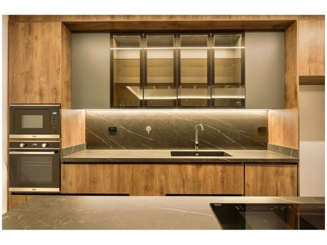 Apartamento de 2 alcobas en venta en La Aguacatala, Medellín, 240 m² · foto 7 de 13