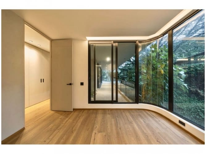 Apartamento de 2 alcobas en venta en La Aguacatala, Medellín, 240 m² · foto 9 de 13