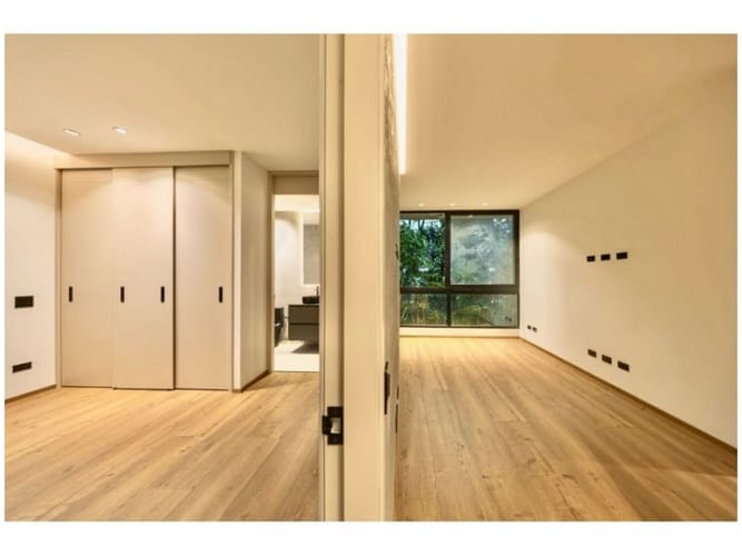 Apartamento de 2 alcobas en venta en La Aguacatala, Medellín, 240 m² · foto 11 de 13