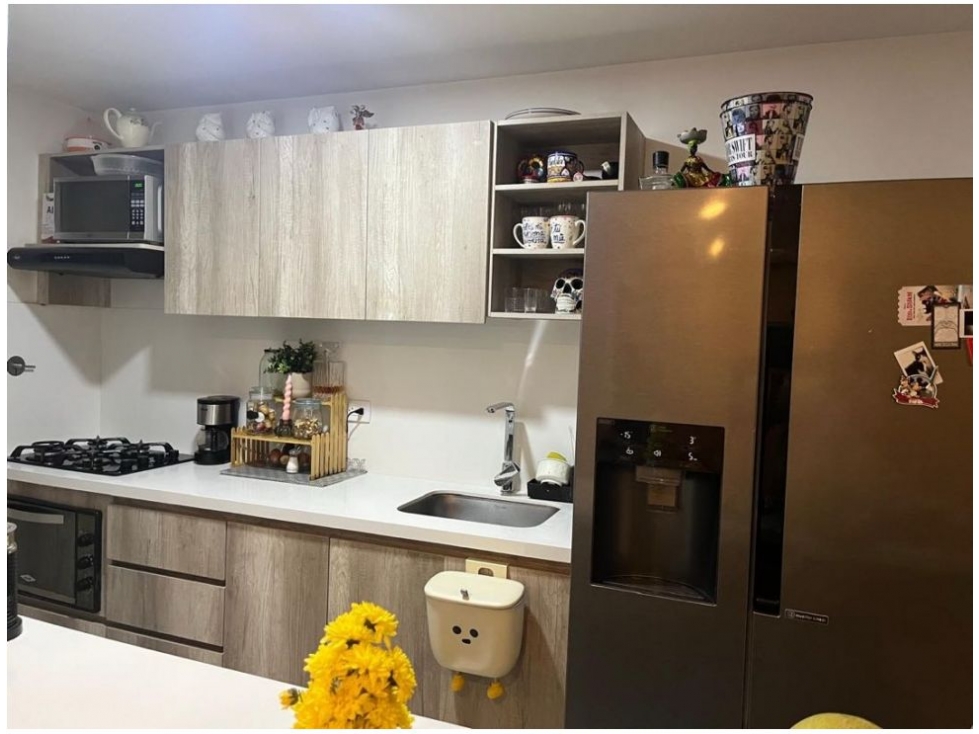 Apartamento en venta en El Poblado, Medellín · foto 3 de 13