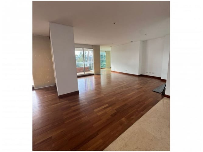 Apartamento de 3 alcobas en venta en Los Balsos, Medellín, 272 m² · foto 3 de 21