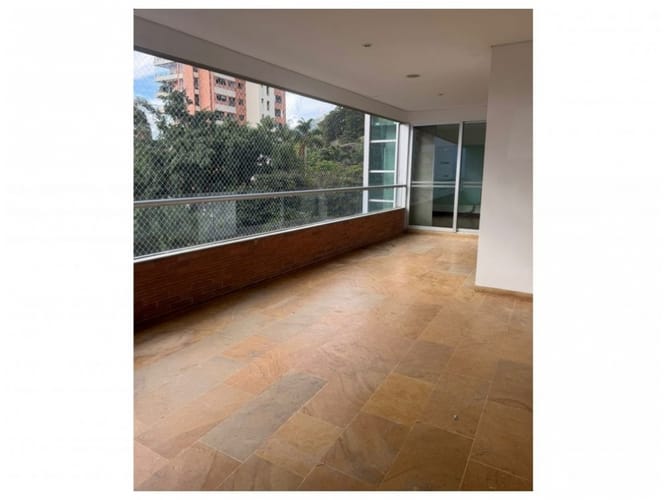 Apartamento de 3 alcobas en venta en Los Balsos, Medellín, 272 m² · foto 6 de 21