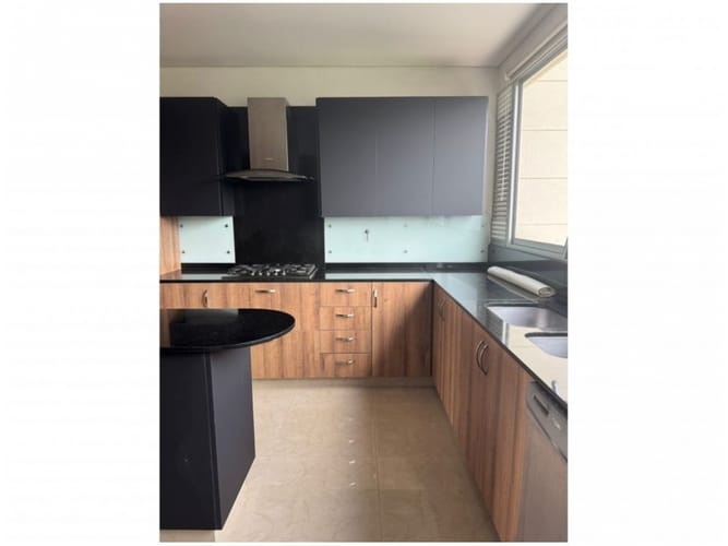 Apartamento de 3 alcobas en venta en Los Balsos, Medellín, 272 m² · foto 7 de 21