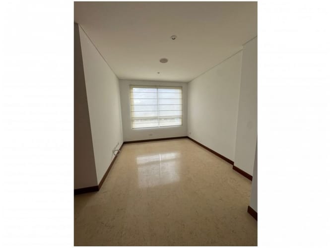 Apartamento de 3 alcobas en venta en Los Balsos, Medellín, 272 m² · foto 12 de 21