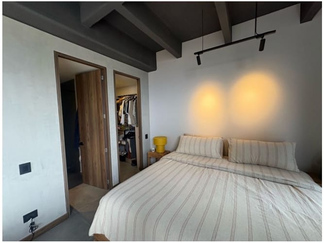 Apartaestudio en venta en El Poblado, Medellín, 62 m² · foto 6 de 8