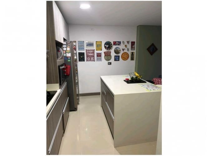 Apartamento de 2 alcobas en venta en Camino Verde, Envigado, 115 m² · foto 12 de 23