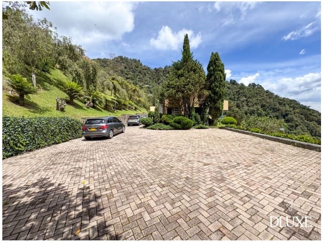 Casa de 3 alcobas en venta en El Poblado, Medellín, 540 m² · foto 16 de 20