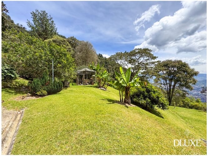 Casa de 3 alcobas en venta en El Poblado, Medellín, 540 m² · foto 20 de 20
