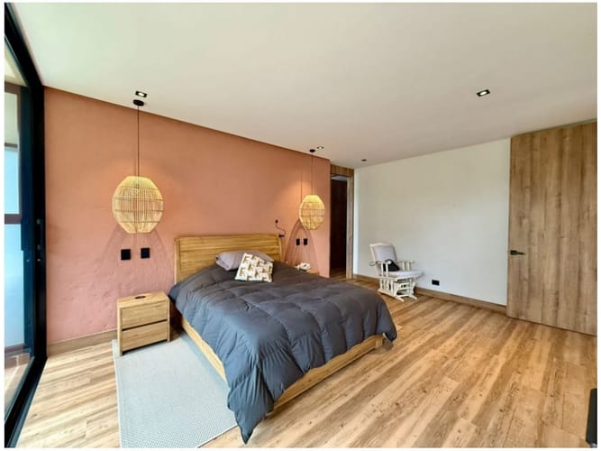 Casa de 4 alcobas en venta en Medellín, 495 m² · foto 9 de 22