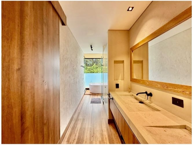 Casa de 4 alcobas en venta en Medellín, 495 m² · foto 11 de 22