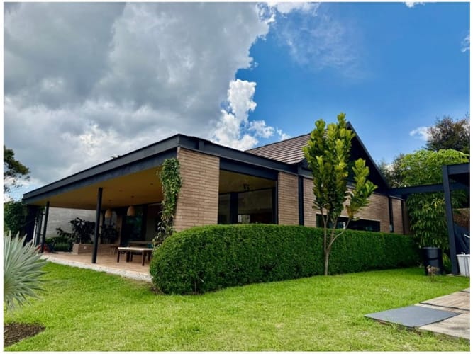 Casa de 4 alcobas en venta en Medellín, 495 m² · foto 22 de 22