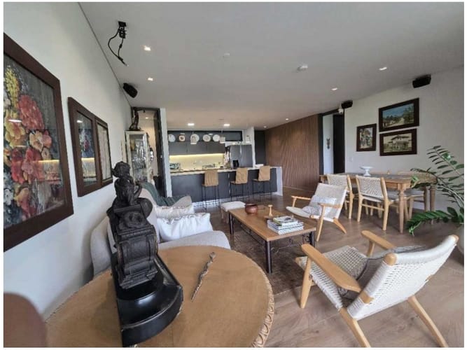 Apartamento de 1 alcoba en venta en El Poblado, Medellín, 87 m² · foto 2 de 13